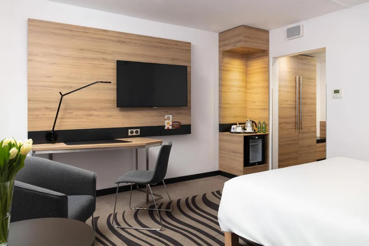 Novotel Poznan Centrum Отель